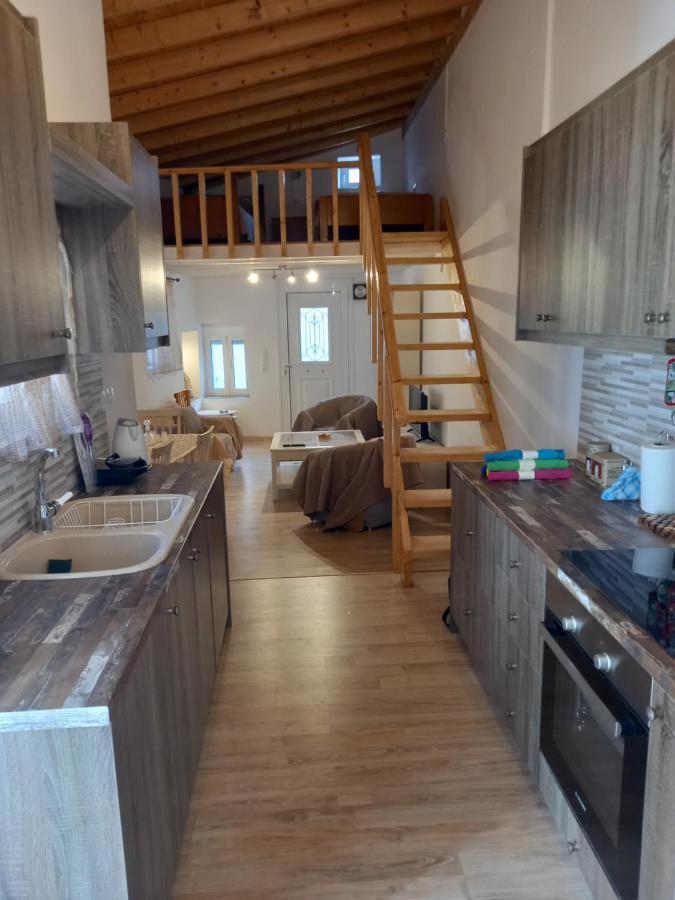 Вилла Apanema House Aegina Экстерьер фото