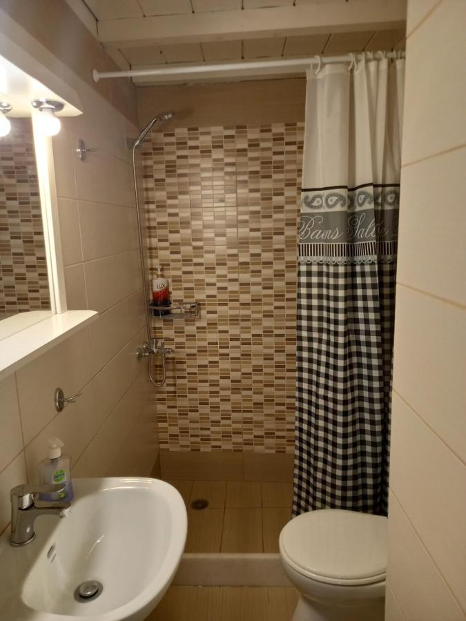 Вилла Apanema House Aegina Экстерьер фото