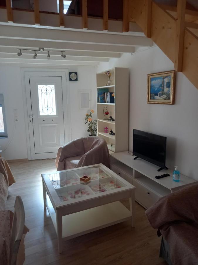 Вилла Apanema House Aegina Экстерьер фото